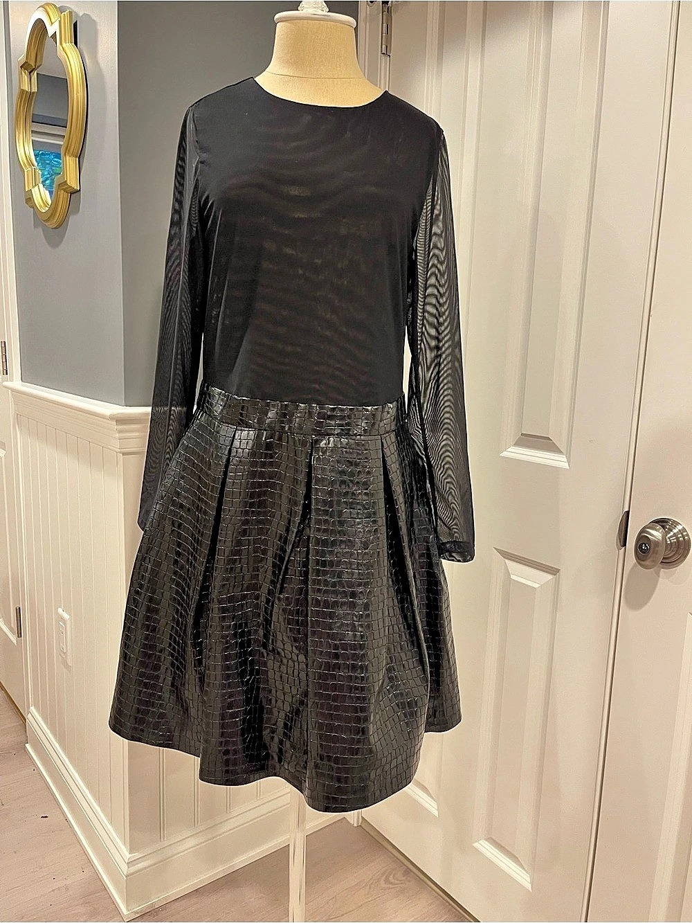 NWT Alice + Olivia Chara Long Sleeve Mesh & Faux Leather Mini Dress Croc-Embosse